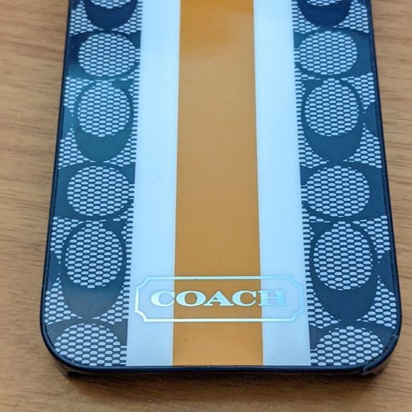 Coach Phone Case💥PRICE DROP💥 - Picture 4 of 4